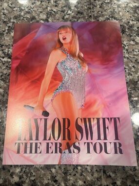 Taylor Swift Poster — Pink, Purple & Red Gradient